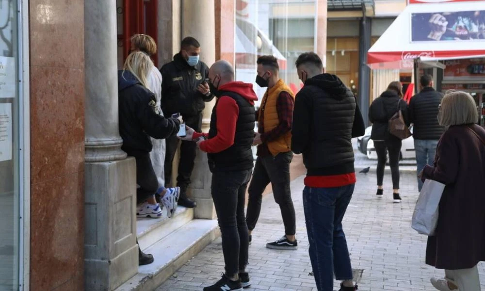 Πάσχα 2022: Εορταστικό ωράριο καταστημάτων-Πώς θα λειτουργήσουν